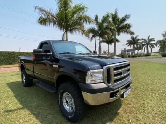 Carro 3.9 XLT MAX POWER 4X4 CS DIESEL 2P MANUAL