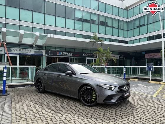 Carro 2.0 CGI GASOLINA SEDAN 4MATIC 7G-DCT