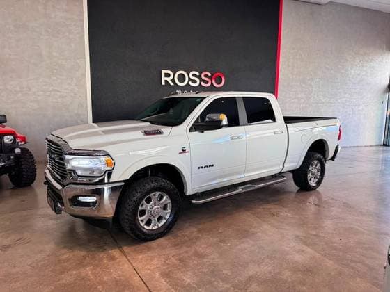 Carro 6.7 I6 TURBO DIESEL LARAMIE CD 4X4 AUTOMÁTICO