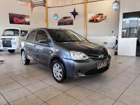 Carro 1.5 XS SEDAN 16V FLEX 4P MANUAL
