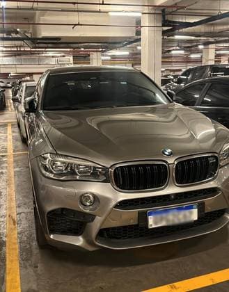Carro 4.4 M 4X4 COUPÉ V8 32V BI-TURBO GASOLINA 4P AUTOMÁTICO