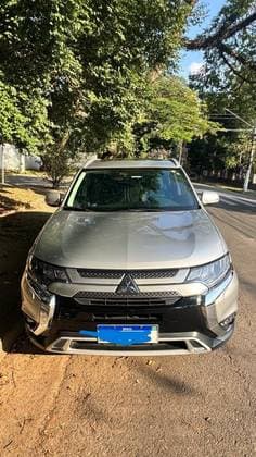 Carro 3.0 MIVEC V6 GASOLINA HPE-S AWD AUTOMÁTICO