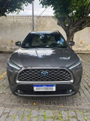 Carro 1.8 VVT-I HYBRID FLEX XRX CVT