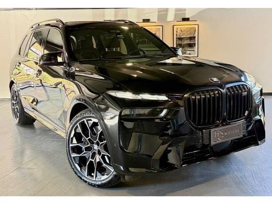 Carro 4.4 V8 GASOLINA M60i STEPTRONIC