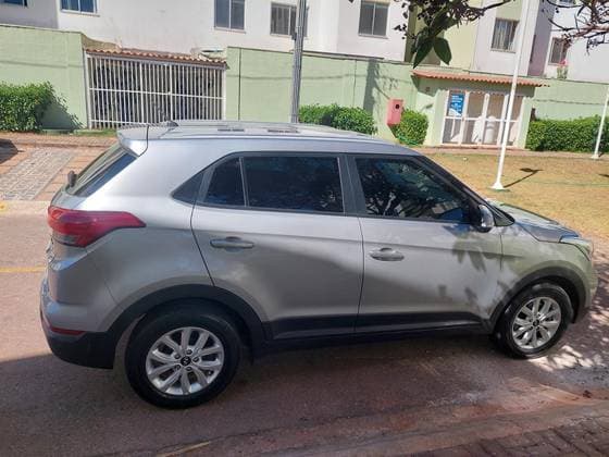Carro 1.6 16V FLEX ACTION AUTOMÁTICO
