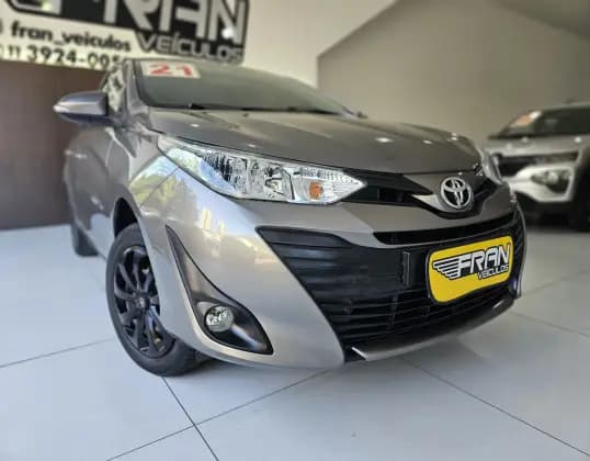 Carro 1.5 16V FLEX SEDAN XL LIVE MULTIDRIVE
