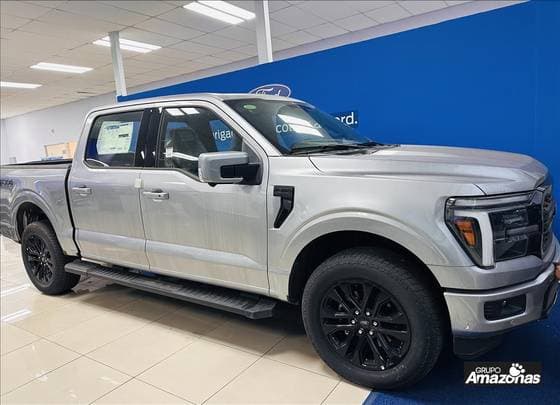 Carro 5.0 V8 GASOLINA CD LARIAT BLACK FX4 AUTOMÁTICO