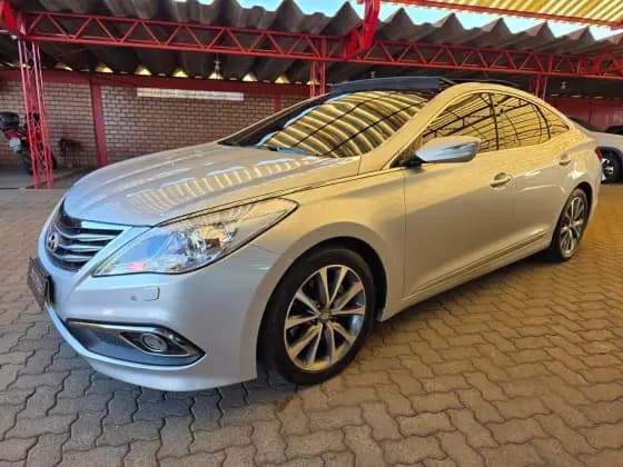 Carro 3.0 MPFI GLS V6 24V GASOLINA 4P AUTOMÁTICO