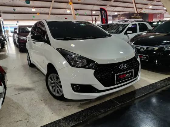 Carro 1.6 COMFORT STYLE 16V FLEX 4P MANUAL