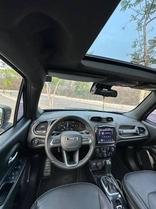 Carro 1.3 T270 TURBO FLEX S 4X4 AT9