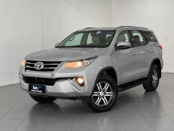 Carro 2.7 SR 4X2 16V FLEX 4P AUTOMÁTICO