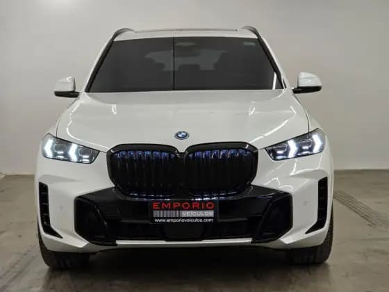 Carro 3.0 I6 TURBO HÍBRIDO XDRIVE50E M SPORT AUTOMÁTICO