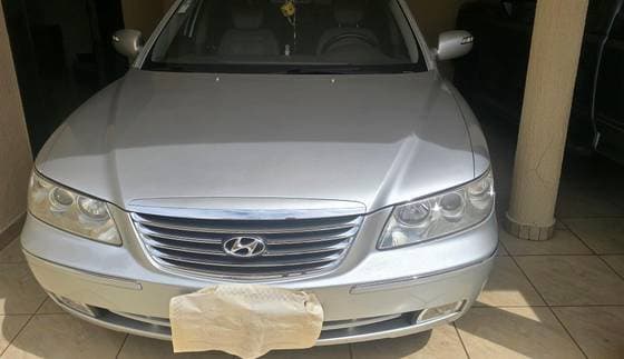 Carro 3.3 MPFI GLS SEDAN V6 24V GASOLINA 4P AUTOMÁTICO