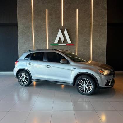 Carro 2.0 MIVEC FLEX HPE AWD CVT