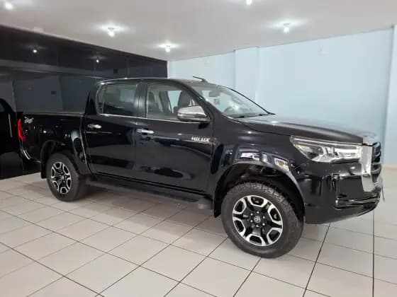 Carro 2.8 D-4D TURBO DIESEL CD SRX 4X4 AUTOMÁTICO