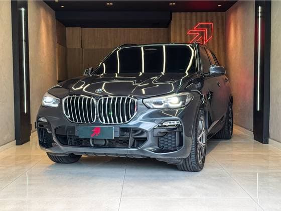 Carro 3.0 I6 TURBO HÍBRIDO XDRIVE45E M SPORT AUTOMÁTICO