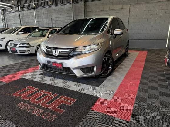 Carro 1.5 LX 16V FLEX 4P AUTOMÁTICO