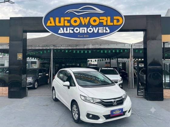 Carro 1.5 LX 16V FLEX 4P AUTOMÁTICO