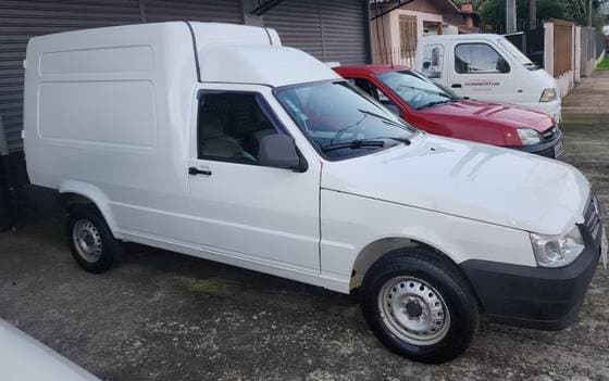 Carro 1.3 MPI FURGÃO 8V FLEX 2P MANUAL