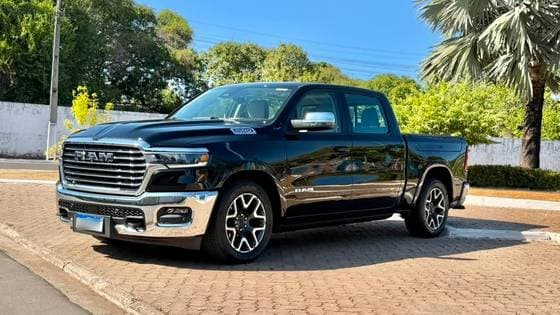Carro 3.0 HURRICANE 6 BITURBO GASOLINA LARAMIE CD 4X4 AUTOMÁTICO