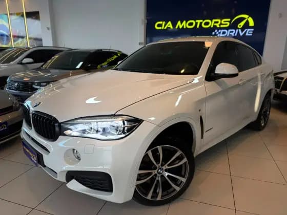 Carro 4.4 M SPORT 4X4 COUPÉ V8 32V BI-TURBO GASOLINA 4P AUTOMÁTICO