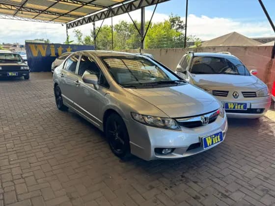 Carro 1.8 LXS 16V FLEX 4P AUTOMÁTICO