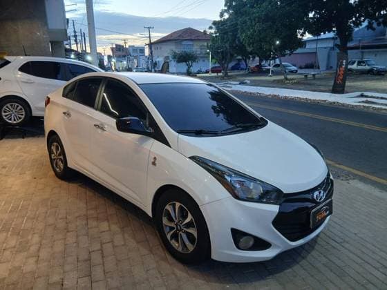 Carro 1.6 COMFORT PLUS 16V FLEX 4P MANUAL