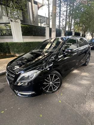 Carro 1.6 SPORT TURBO GASOLINA 4P AUTOMÁTICO