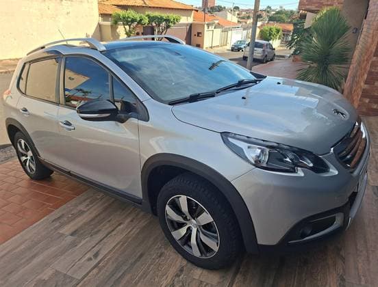 Carro 1.6 16V FLEX GRIFFE 4P AUTOMÁTICO