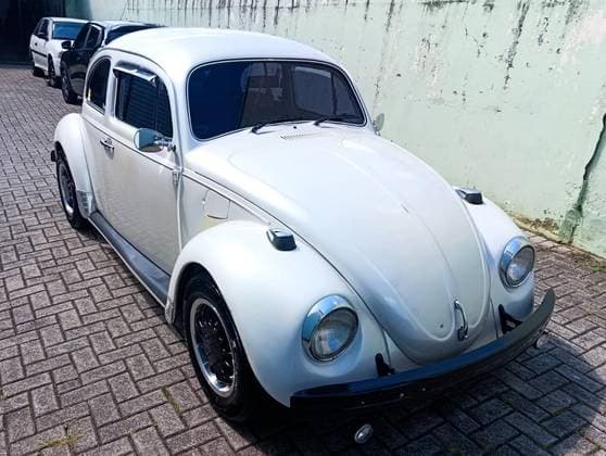 Carro 1.5 8V GASOLINA 2P MANUAL