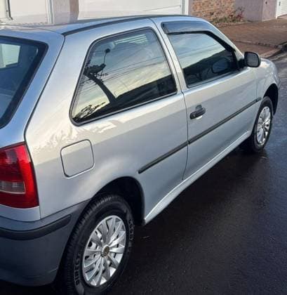 Carro 1.0 MI 8V GASOLINA 2P MANUAL G.III
