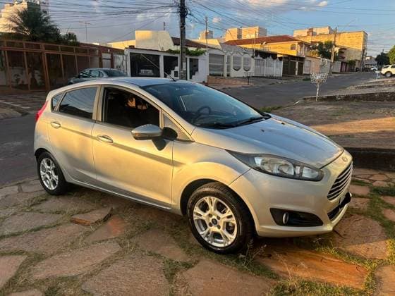 Carro 1.6 SEL HATCH 16V FLEX 4P MANUAL