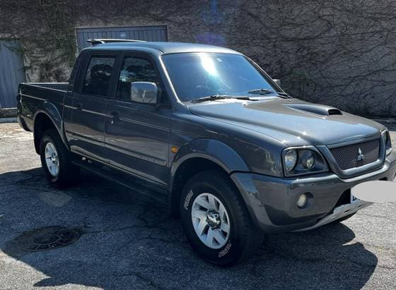 Carro 2.5 SPORT HPE 4X4 CD 8V TURBO INTERCOOLER DIESEL 4P AUTOMÁTICO