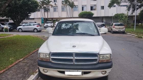 Carro 2.5 4X2 CS 8V GASOLINA 2P MANUAL