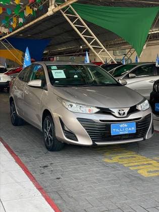 Carro 1.5 16V FLEX SEDAN XL LIVE MULTIDRIVE