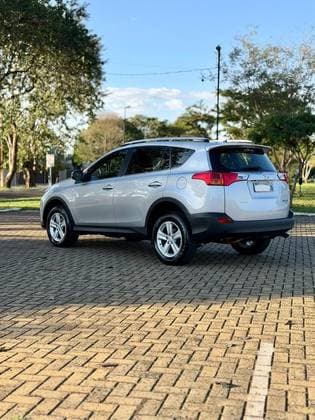 Carro 2.0 4X4 16V GASOLINA 4P AUTOMÁTICO