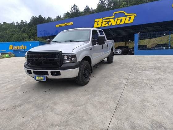 Carro 3.9 XLT MAX POWER 4X2 CD DIESEL 4P MANUAL