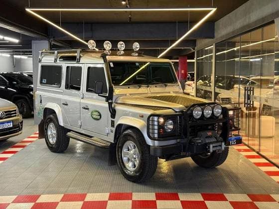Carro 2.5 COUNTY SW 110 4X4 TURBO DIESEL 4P MANUAL
