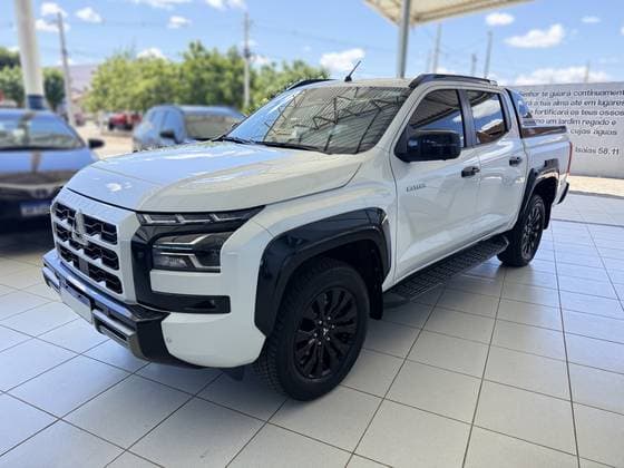 Carro 2.4 BITURBO DIESEL CD KATANA 4X4 AUTOMÁTICO