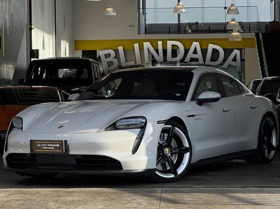 Carro 4S ELÉTRICO