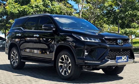 Carro 2.8 D-4D TURBO DIESEL DIAMOND 7L 4X4 AUTOMÁTICO