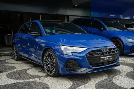 Carro 2.0 40 TFSI GASOLINA SPORTBACK PERFORMANCE BLACK S-TRONIC