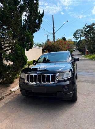 Carro 3.6 LAREDO 4X4 V6 24V GASOLINA 4P AUTOMÁTICO