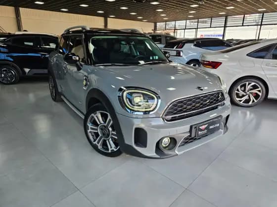 Carro 1.5 12V TWINPOWER TURBO HYBRID COOPER S E TOP ALL4 STEPTRONIC
