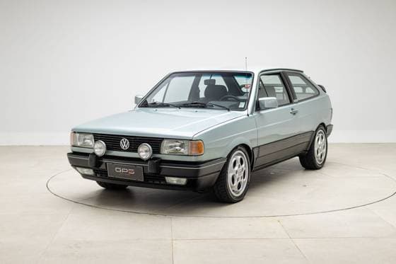Carro 1.8 GTS 8V ÁLCOOL 2P MANUAL