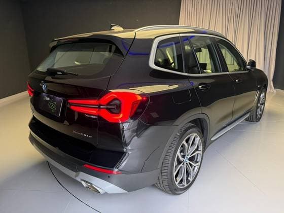 Carro 2.0 16V HÍBRIDO X LINE XDRIVE30E STEPTRONIC