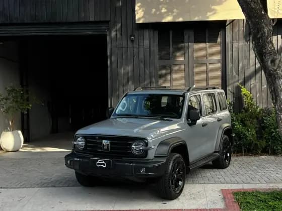 Carro 2.0 HI4-T PHEV 4X4 9HAT