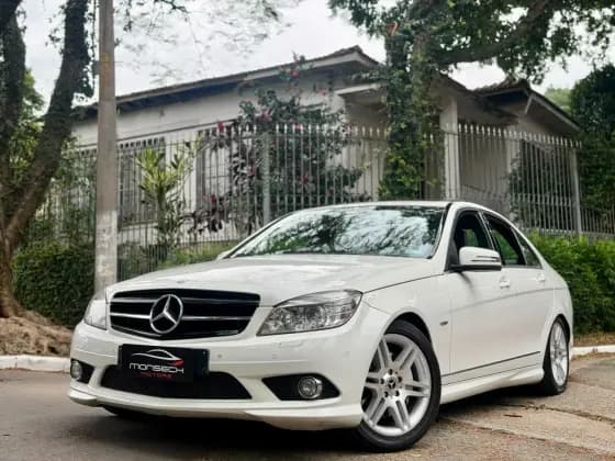 Carro 3.0 AVANTGARDE V6 24V GASOLINA 4P AUTOMÁTICO