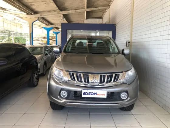 Carro 2.4 16V TURBO DIESEL SPORT HPE CD 4P 4X4 AUTOMÁTICO