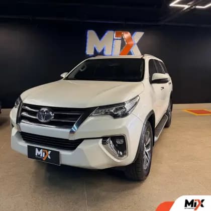 Carro 2.8 SRX 4X4 7 LUGARES 16V TURBO INTERCOOLER DIESEL 4P AUTOMÁTICO
